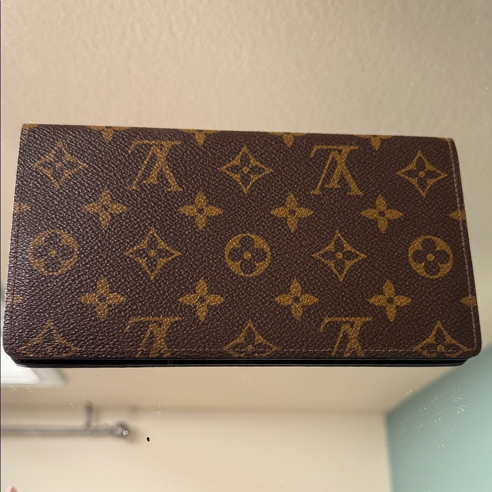 Vintage Louis Vuitton Porte Trésor International long wallet